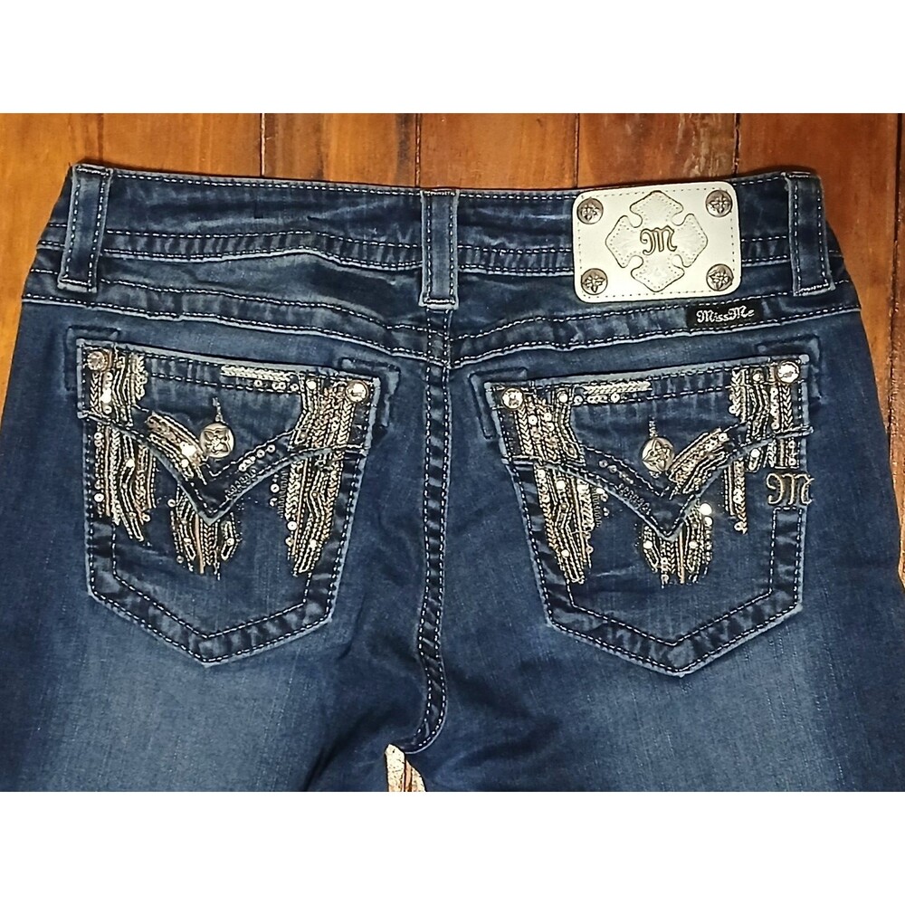 Miss Me 31 Dark Blue Crop Jeans Sequins on back Pockets - Picture 5 of 16